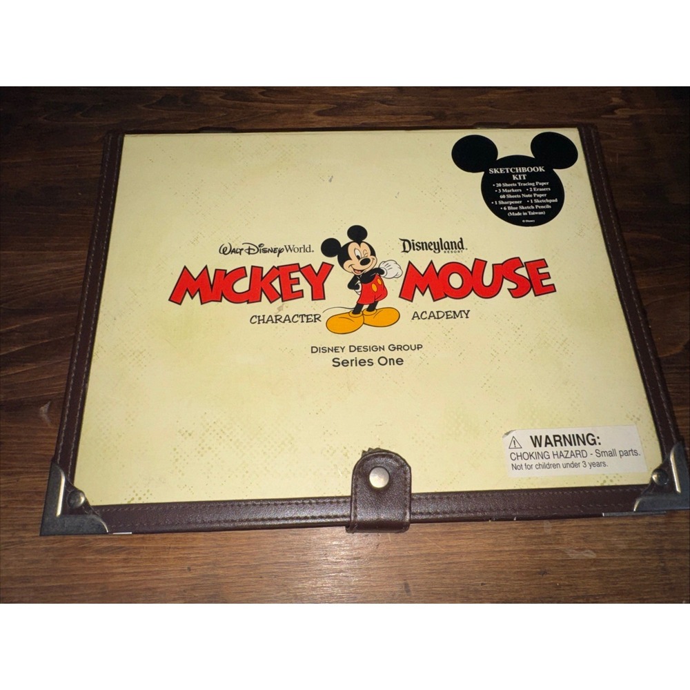 Disney Mickey Mouse Character Academy Sketchbook Kit Series One Art Set Rare